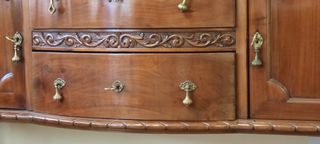 Aparador antiguo madera maciza con espejo