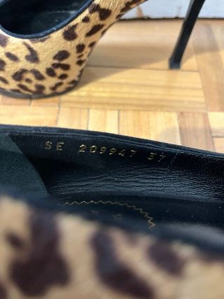 Zapatos Leopardo Yves Saint Laurent Talla 38