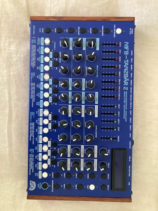 MFB Tanzbär 2 Caja de Ritmos Analógica