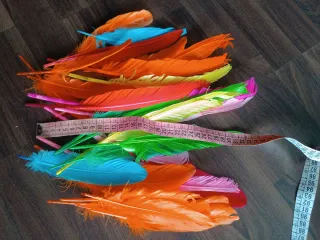 Plumas decorativas colores surtidos