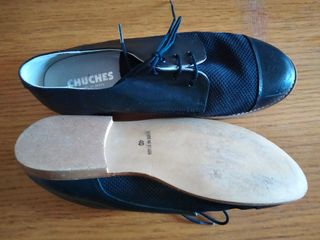 Zapatos CHUCHE negros talla 40