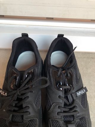 Zapatillas Apula Negras