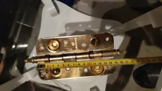 Bisagra grande para puertas brindadas