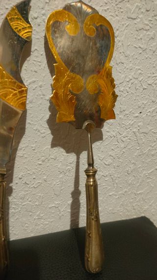 Cubiertos Metal Dorado y Plateado Cuchillo y pala