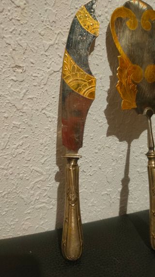 Cubiertos Metal Dorado y Plateado Cuchillo y pala