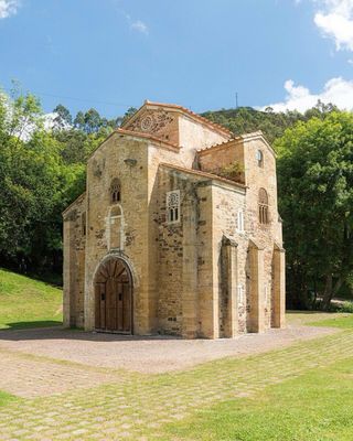 REPRODUCCIÓN DE CELOSÍA BRONCE PRERROMÁNICO ASTUR