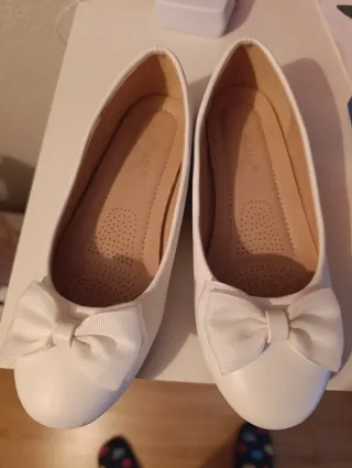 Zapatos muy poco uso talla 34