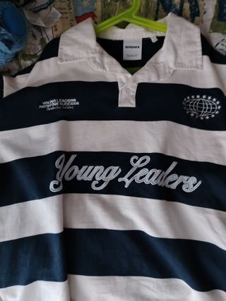 Camisa Bershka rayas azul y blanco