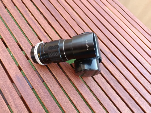 Objetivo Minolta Rokkor-QD 135mm f/3.5