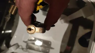 2 Bombines de seguridad con llave