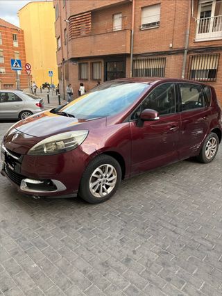 Renault Scenic 2012