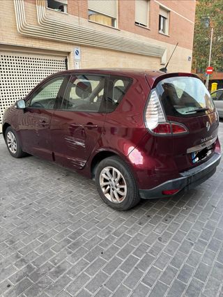 Renault Scenic 2012