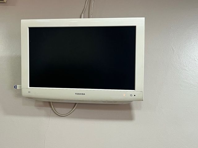 Televisor Toshiba Blanco