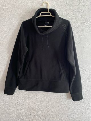 Sudadera Bench Negra con Bolsillos