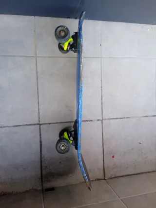 Monopatín Variflex.
