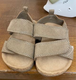 Sandali bimbo beige nuovi misura 18/19