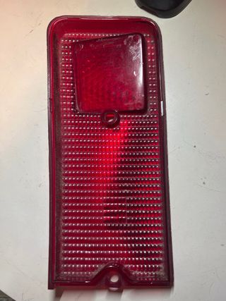Tulipa Trasera Izquierda SEAT 127
