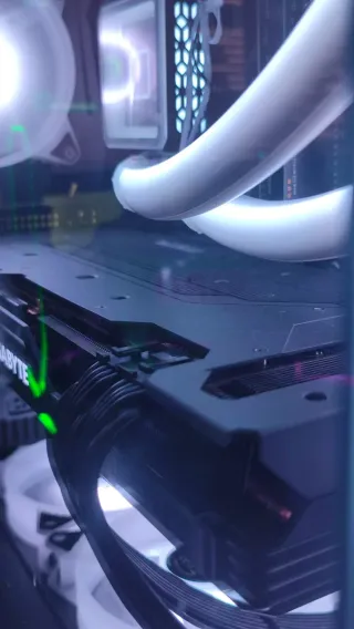PC Gaming Ryzen 7 5800X + RX 7900 XTX