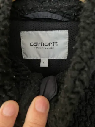 Chaquetas carhatt L y Vans M usadas para hombre