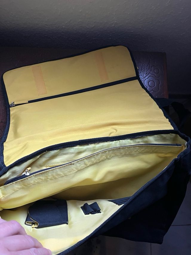 Bandolera Piolín para PC o libros