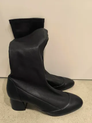 Botines piel negros Massimo Dutti