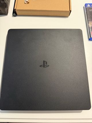 PS4 500GB Negra + Mando Exclusivo