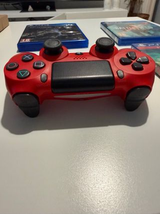 PS4 500GB Negra + Mando Exclusivo