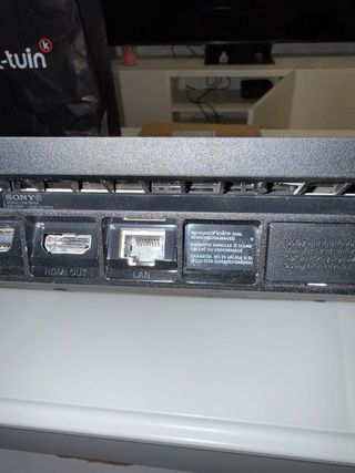PS4 500GB Negra + Mando Exclusivo