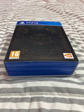 Dark Souls Trilogy PS4