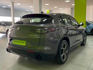 Alfa Romeo Stelvio Sprint 2.2D 160CV EAT8 EL TOP!!
