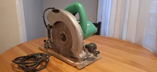 Sierra Circular Hitachi C8U