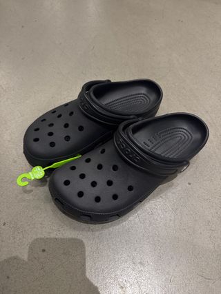 Crocs Clásicos Negros