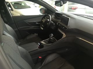 Peugeot 5008 2018