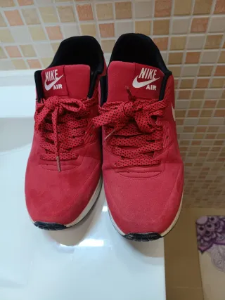 Zapatillas  Rojas