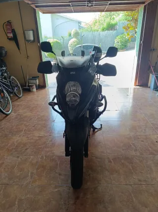 Suzuki V-Strom XT 650