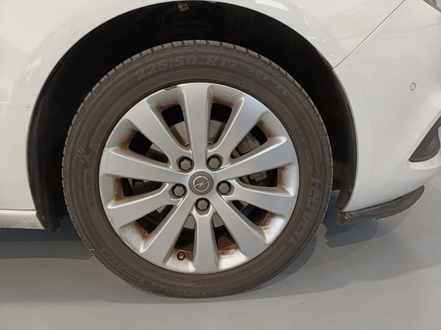 Opel Zafira Tourer 7 Plzs 2017