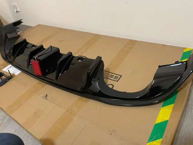 Difusor Parachoques Trasero