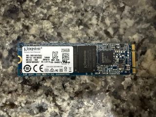 Disco Duro SSD Kingston 256GB M.2
