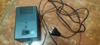 Cargador Baterías 12V ABC