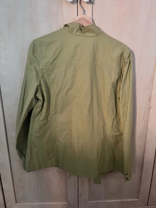 Parka Verde oliva Talla 40 nueva