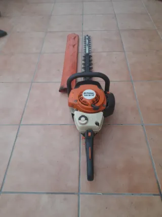 Cortasetos Stihl HS 81 R