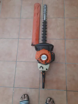 Cortasetos Stihl HS 81 R