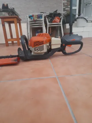 Cortasetos Stihl HS 81 R