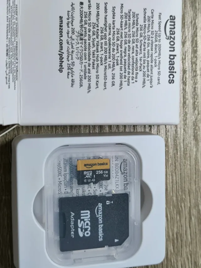 Tarjeta micro-SD de 256 GB Amazon Basics