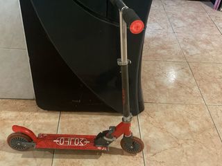 Patinete infantil rojo hasta 6 años 