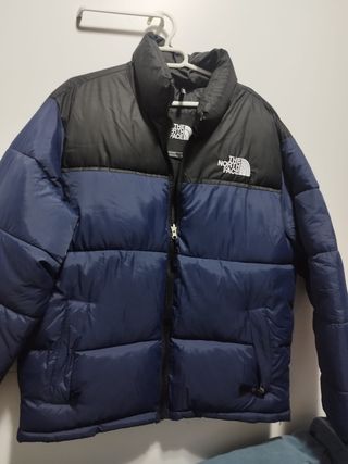 Chaqueta The North Face Negra y Azul. No original 