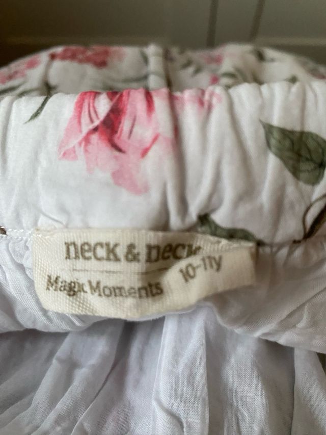 Falda niña estampado floral