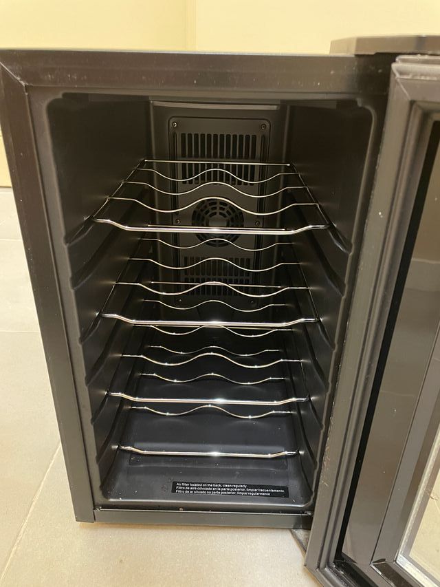 Nevera Vinoteca Saivod