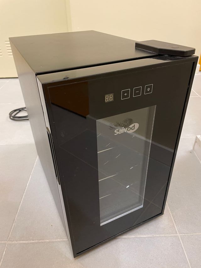 Nevera Vinoteca Saivod