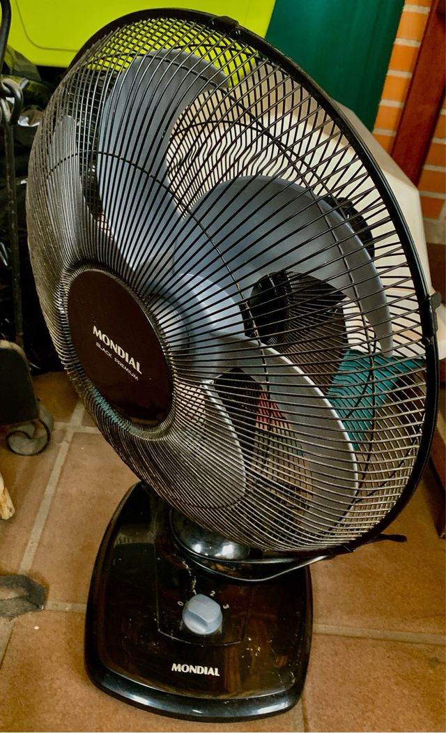 Ventilador Mondial Black Premium